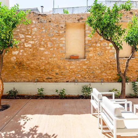 Kalamata Cosy Haven Hidden Gem In The City Center Exterior foto